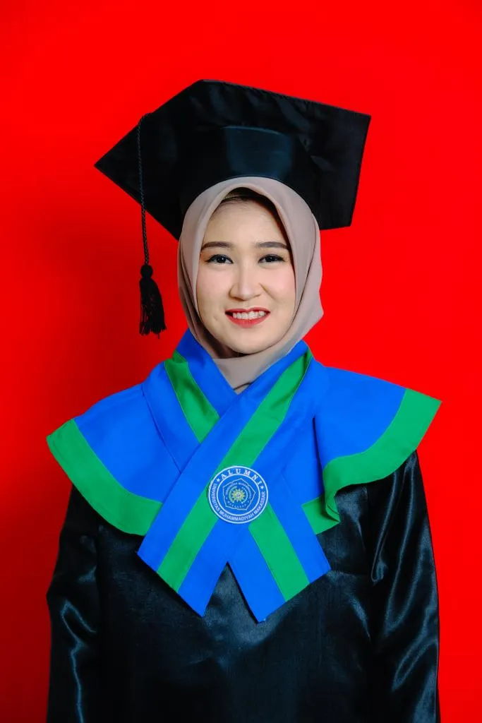 Cetak Prestasi Nasional Hingga Internasional, Irmawati Raih Wisudawati Berprestasi Tingkat FAI Unismuh